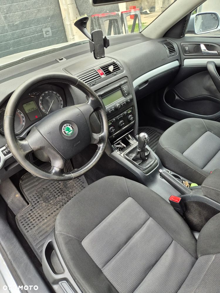 Skoda Octavia 2.0 TDI Elegance - 6