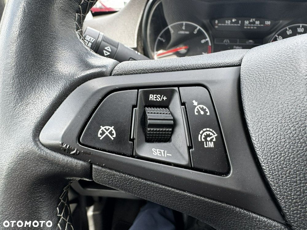 Opel Corsa 1.2 120 Jahre - 17