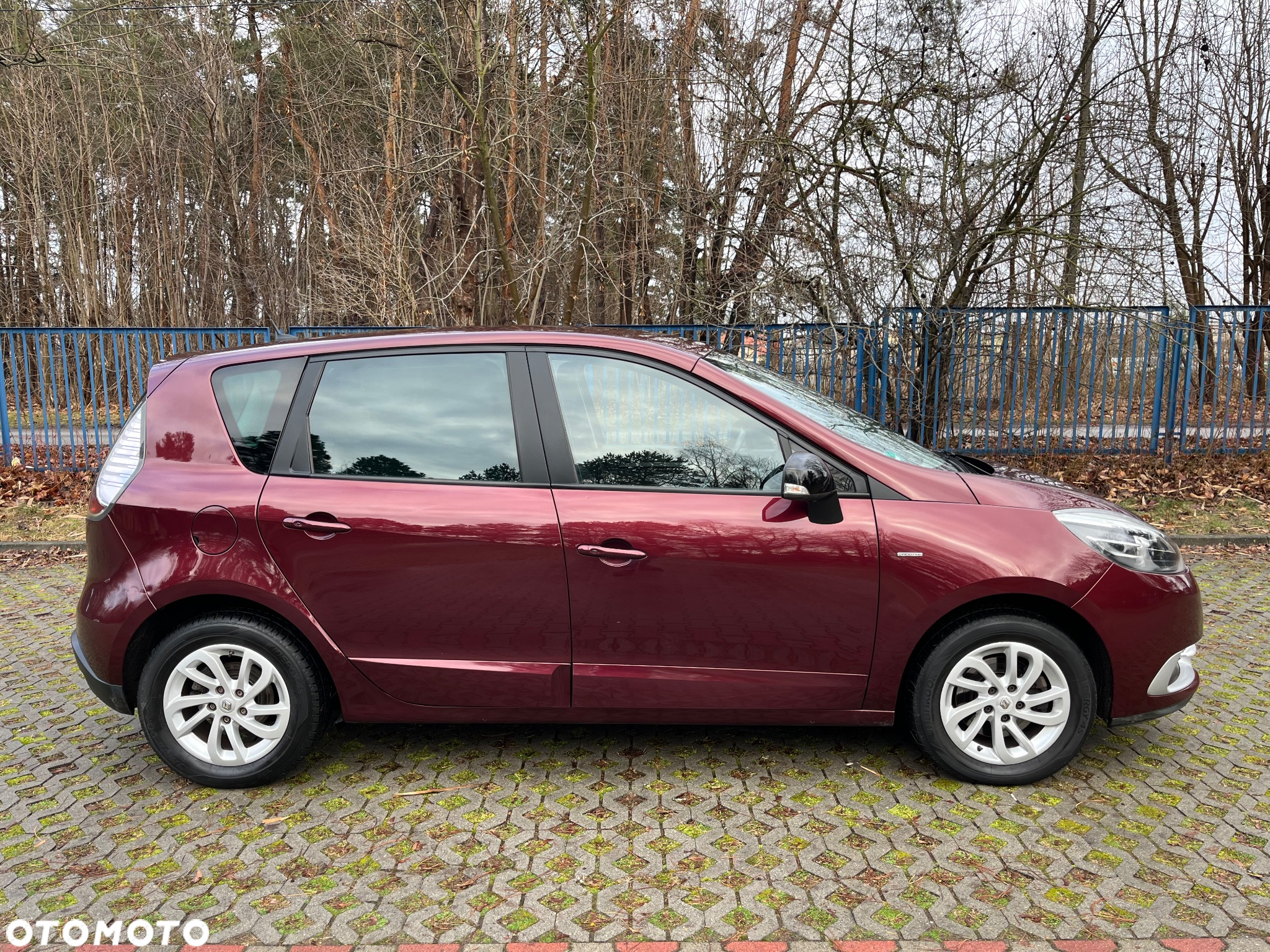 Renault Scenic ENERGY TCe 130 BOSE EDITION - 6