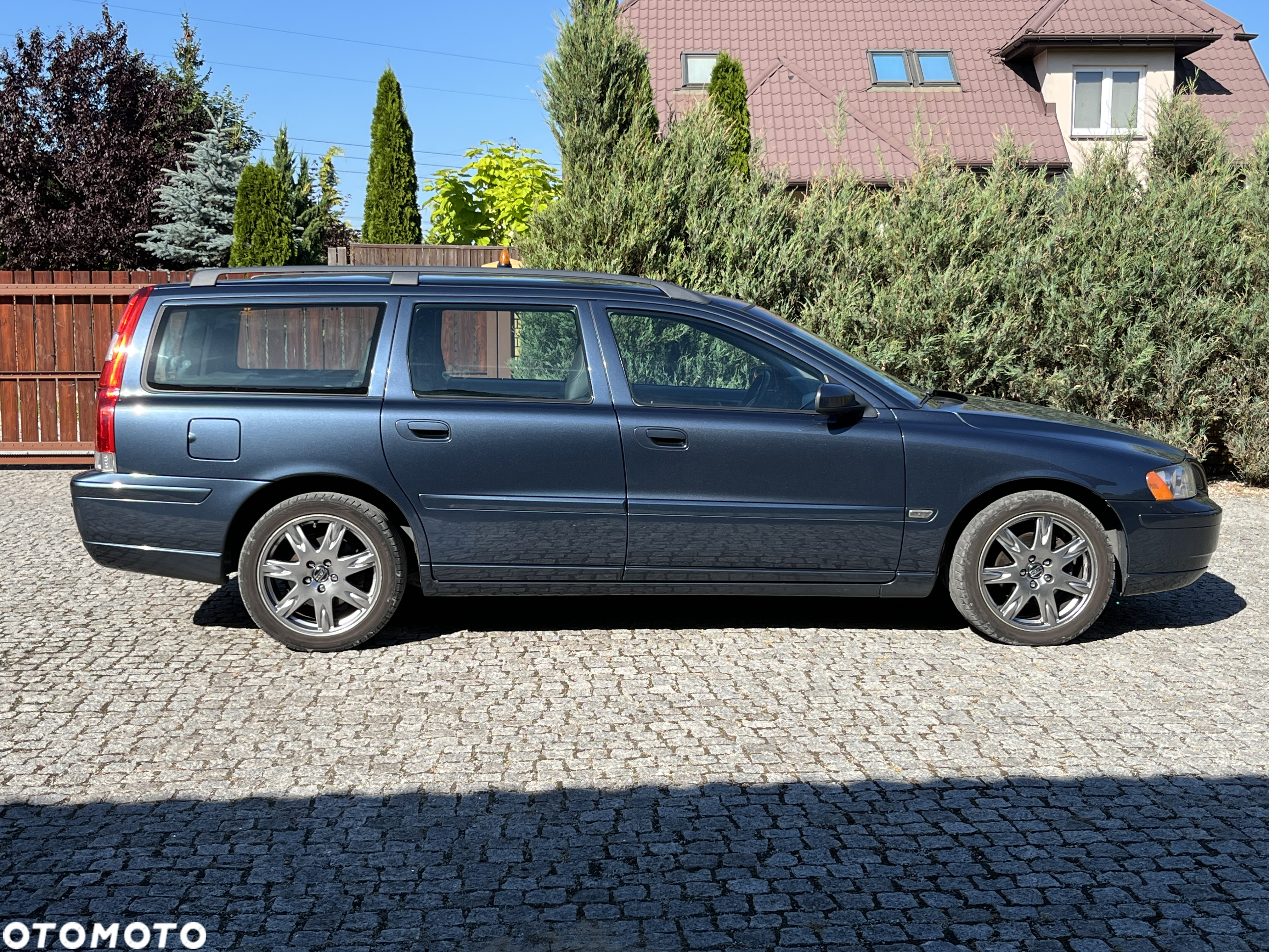 Volvo V70 2.4 D Momentum - 5