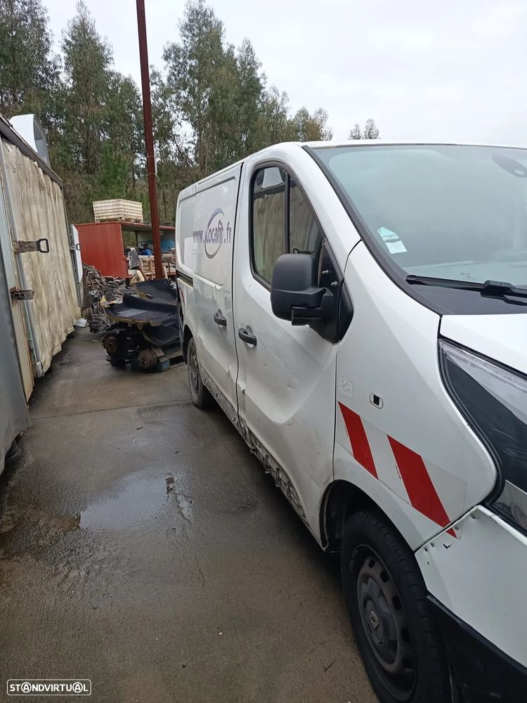 Renault Trafic 1.6 DCI ano 2016 - 3