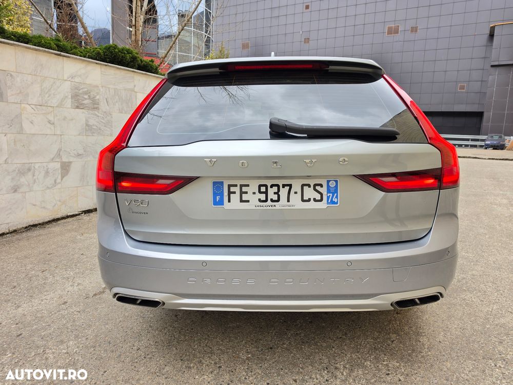 Volvo V90 D4 AWD Inscription - 3