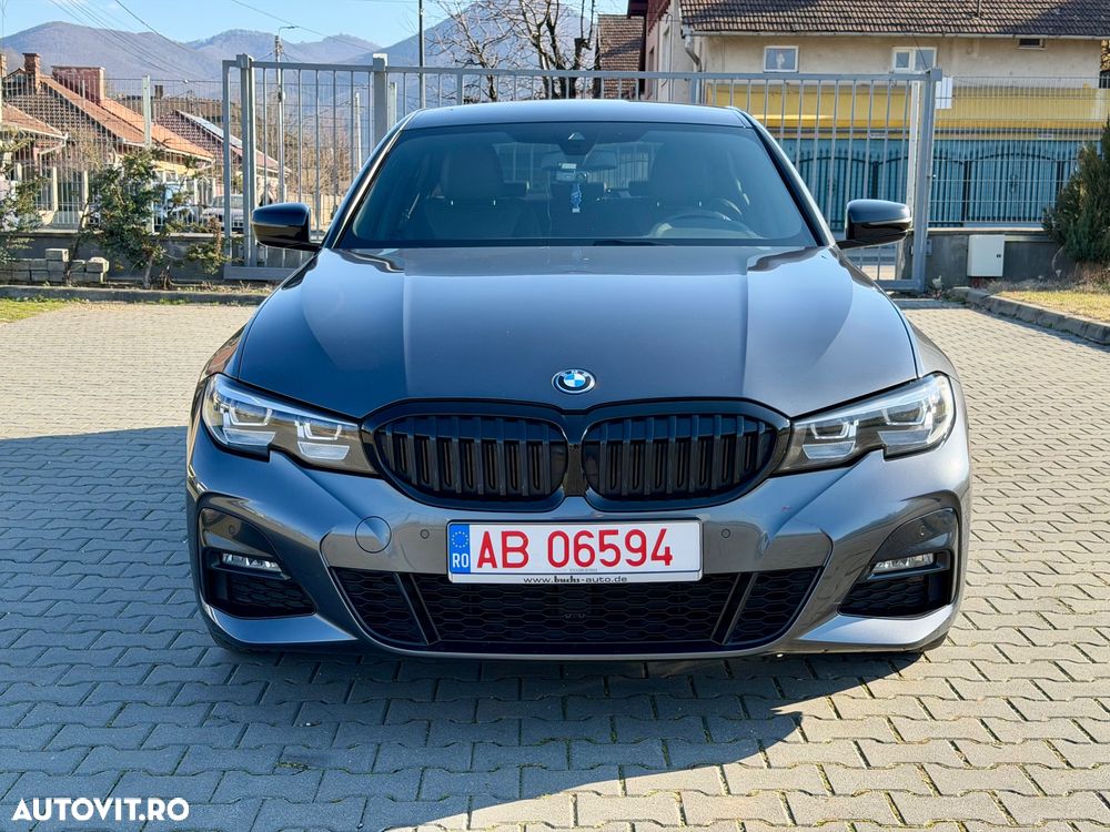BMW Seria 3 330e Aut. M Sport - 29