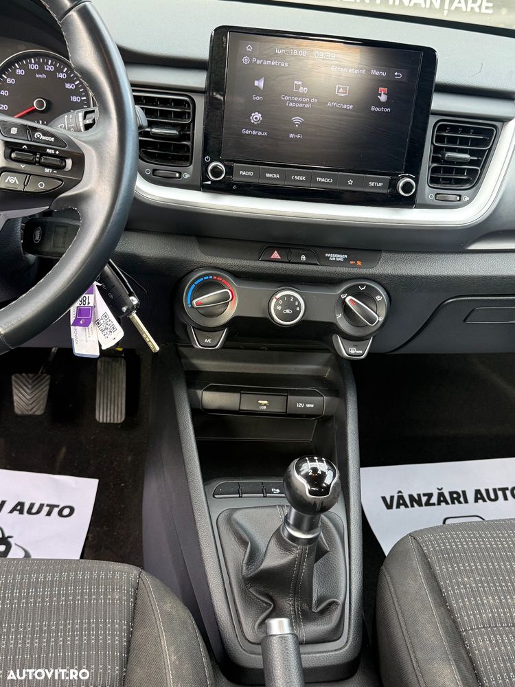 Kia Stonic 1.0 T-GDI HP Urban - 19