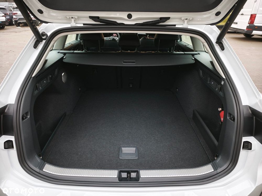 Volkswagen Passat Variant - 11