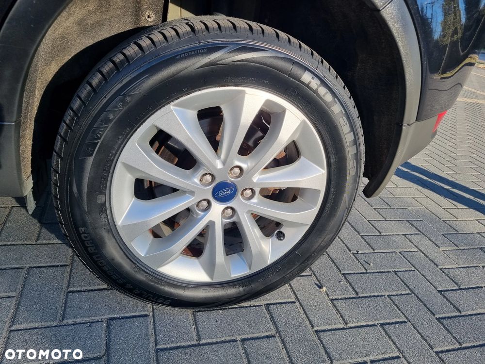 Ford Kuga 2.0 TDCi 2x4 Titanium - 15