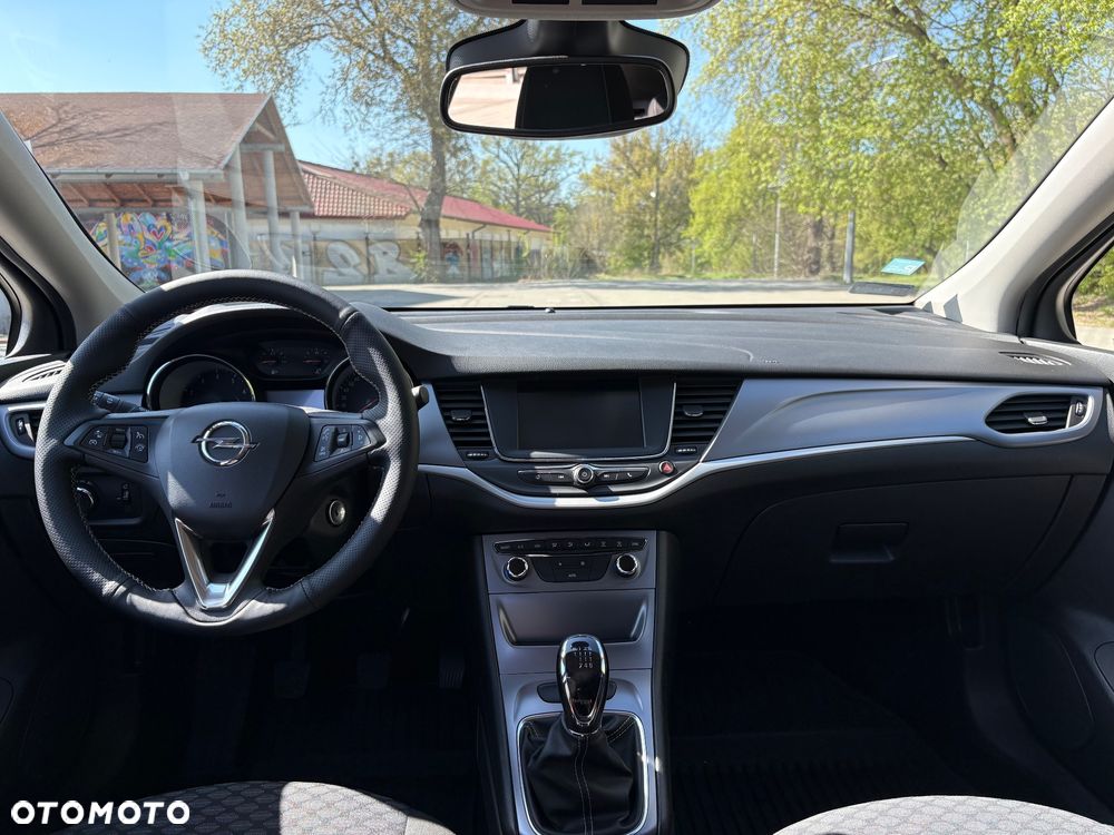 Opel Astra 1.4 T Enjoy - 14