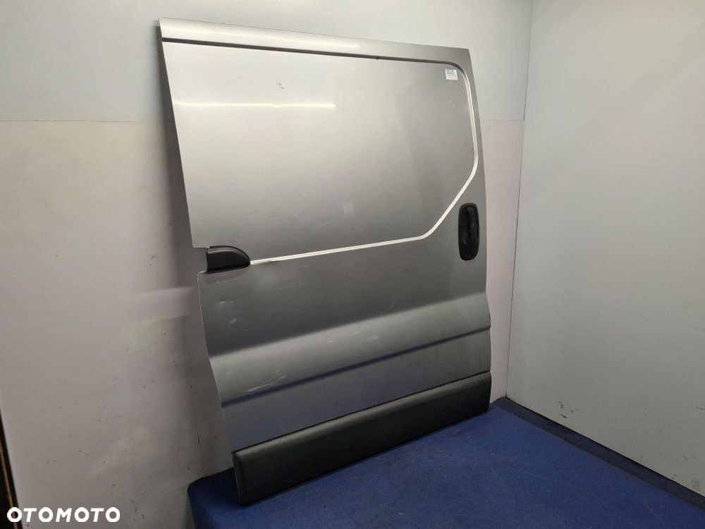 OPEL VIVARO A DRZWI BOCZNE PRZESUWNE PRAWE - 4