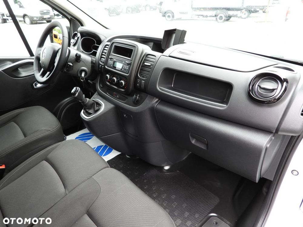 Renault TRAFIC FURGON CHŁODNIA  -5*C ZASILANIE 230V TEMPOMAT LEDY KLIMATYZACJA  120KM - 40