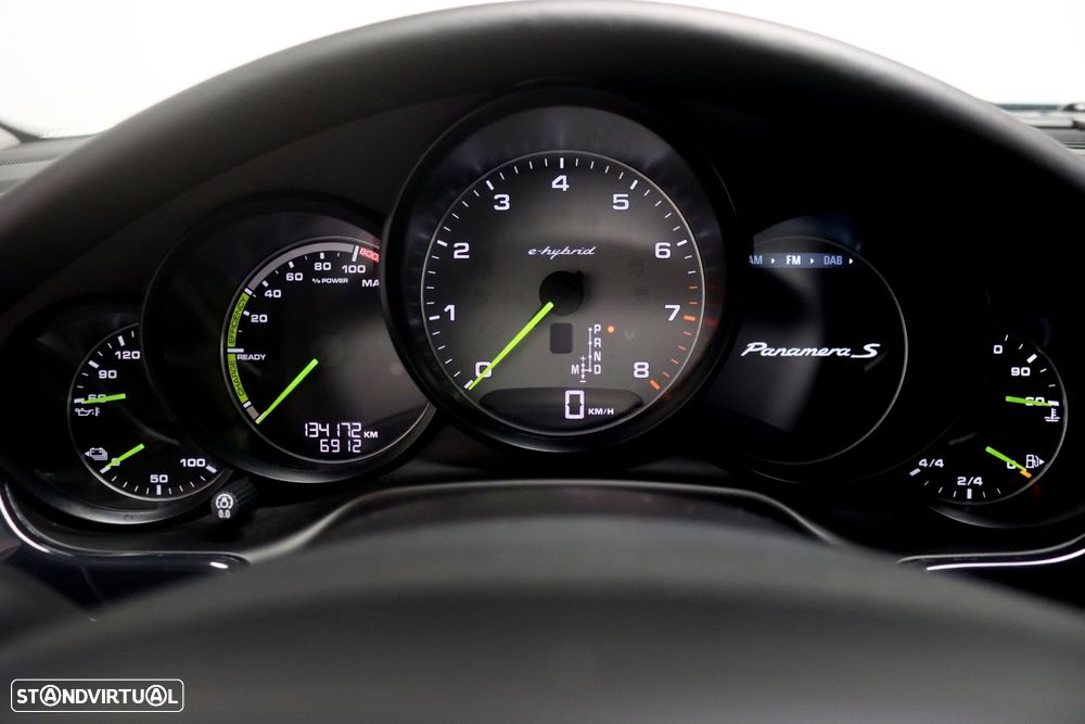 Porsche Panamera S Hybrid - 25