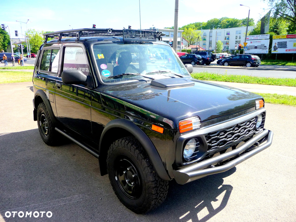 Lada Niva 1.7i EU5