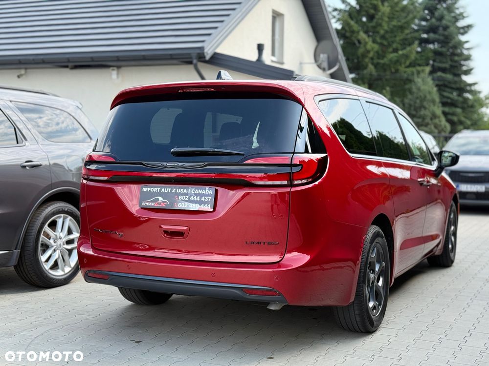 Chrysler Pacifica - 13