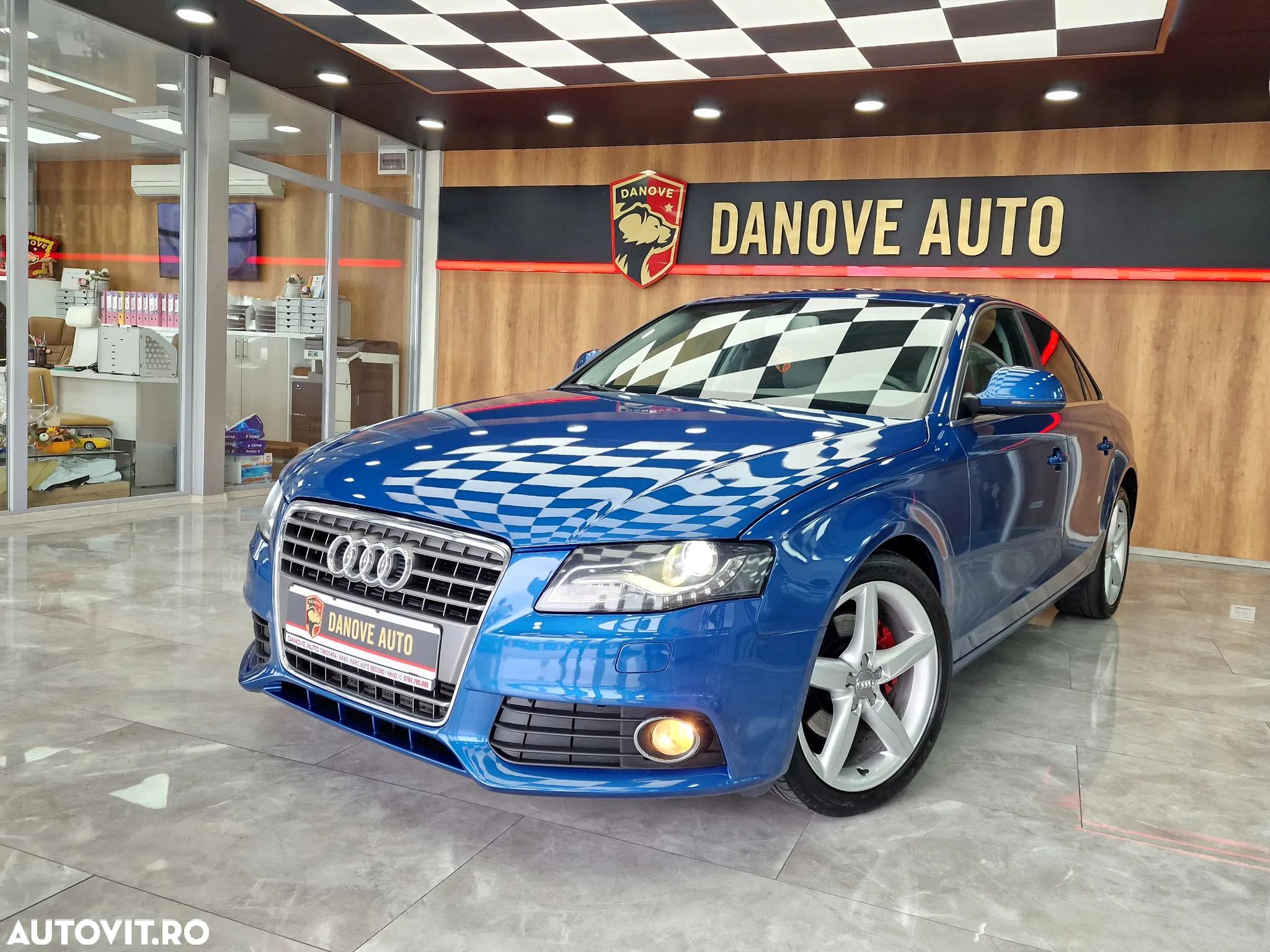 Audi A4 2.0 TDI B8 - 1