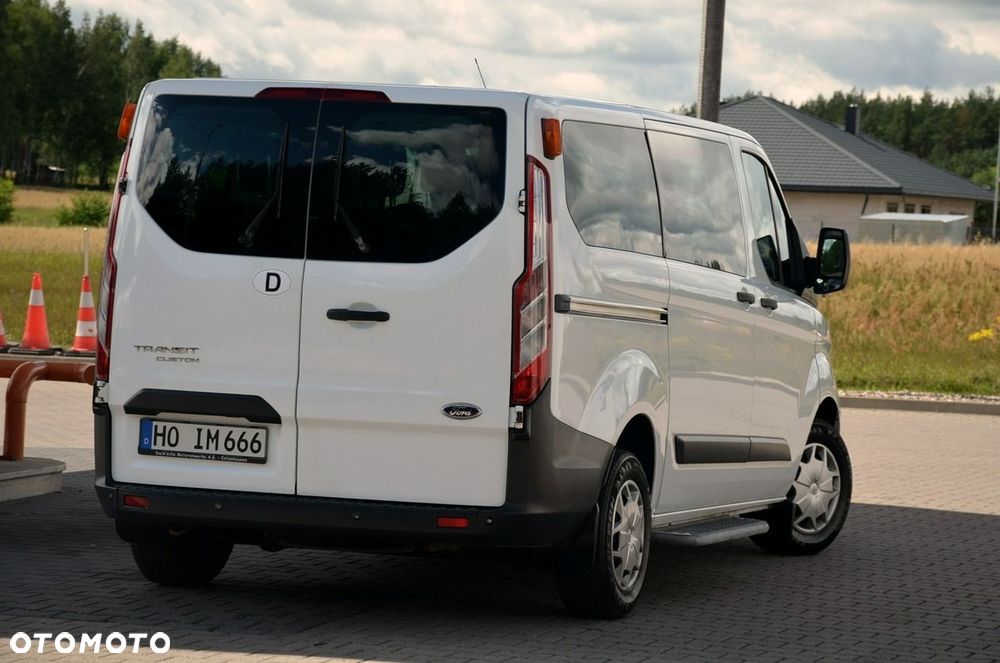 Ford Transit Custom - 10