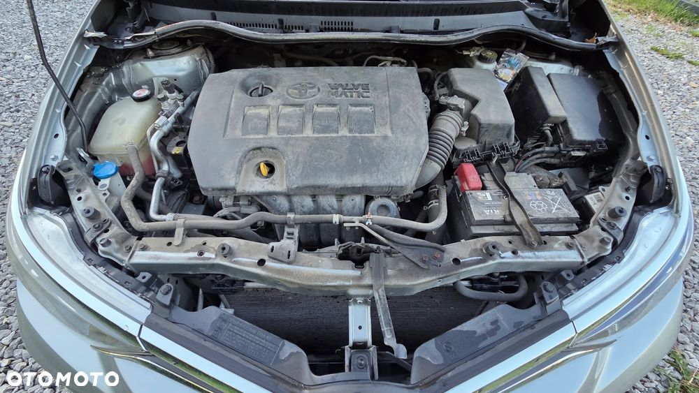 Toyota Auris 1.6 Comfort - 13
