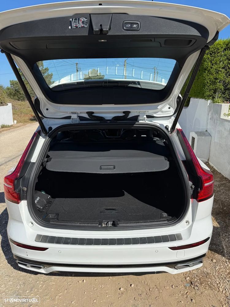 Volvo V60 D4 Geartronic R-Design - 6