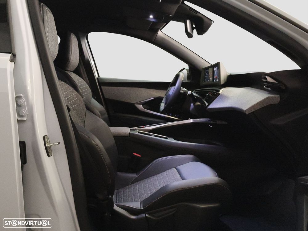 Peugeot 5008 Hybrid 145 e-DSC6 Allure - 36
