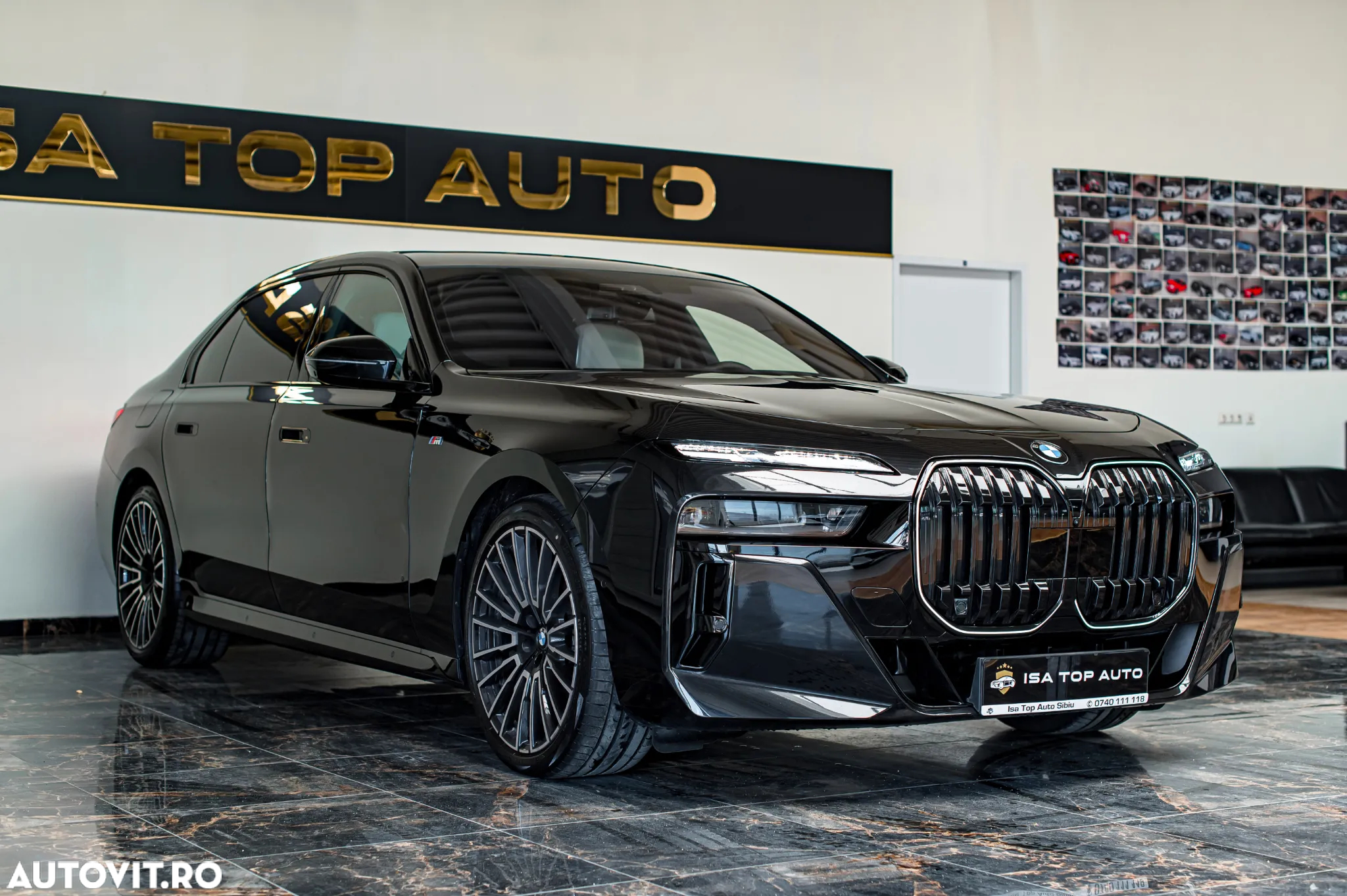 BMW Seria 7 740d xDrive MHEV - 38