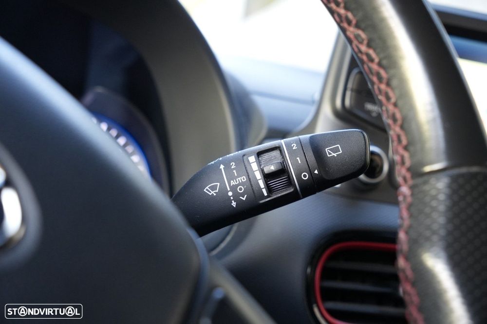 Hyundai Kauai 1.0 T-GDi Pele/Tecido Vermelho - 14