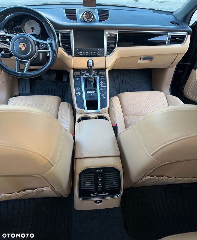 Porsche Macan S - 11