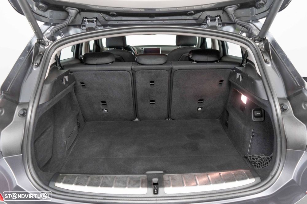 BMW X2 25 e xDrive Advantage - 12