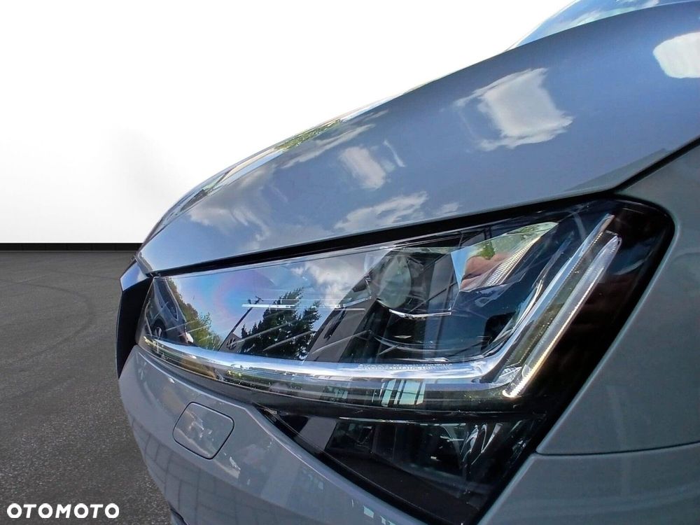 Skoda Superb 2.0 TDI SCR 4x4 Sportline DSG - 11