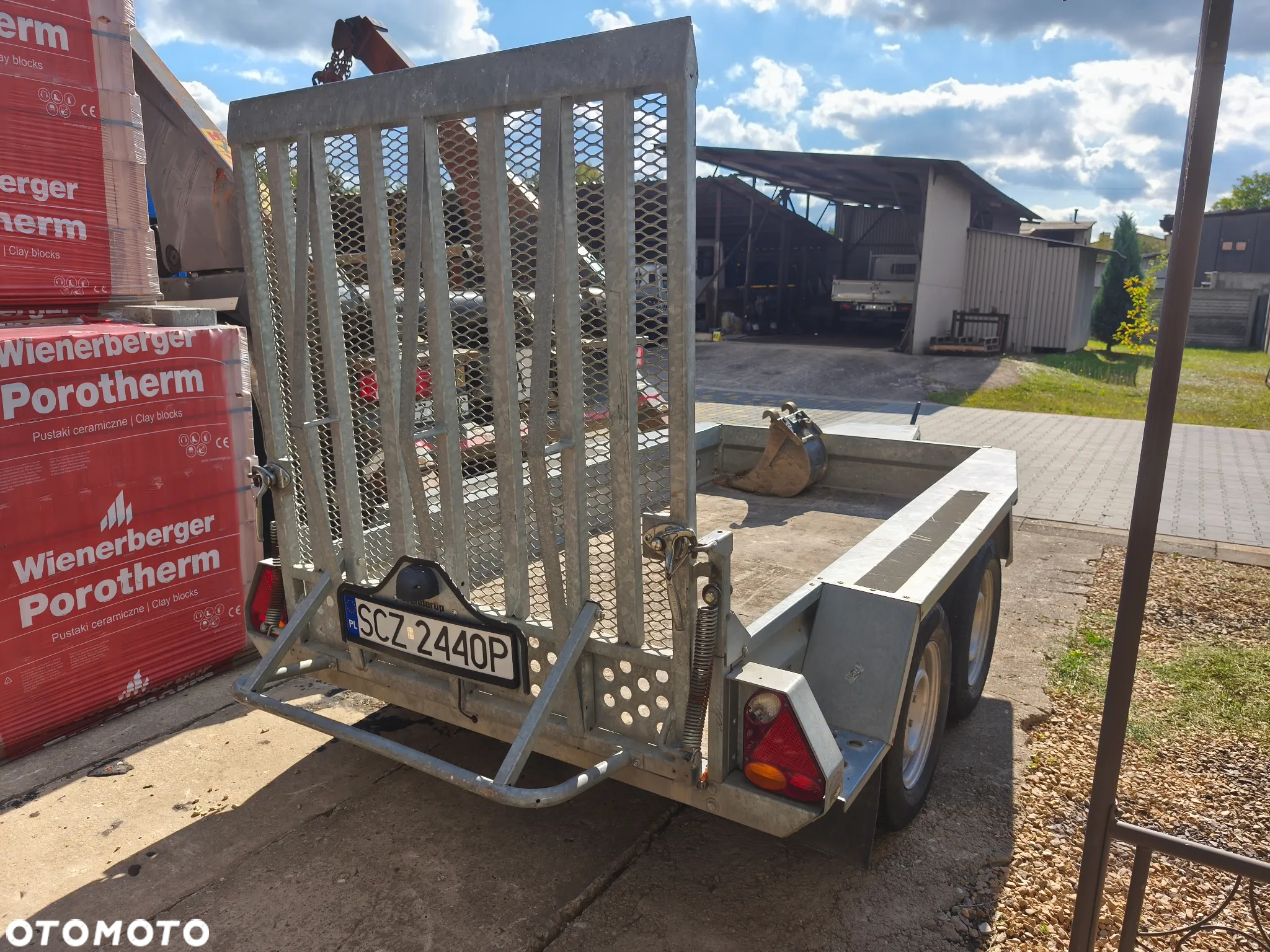 Bobcat E20 - 16