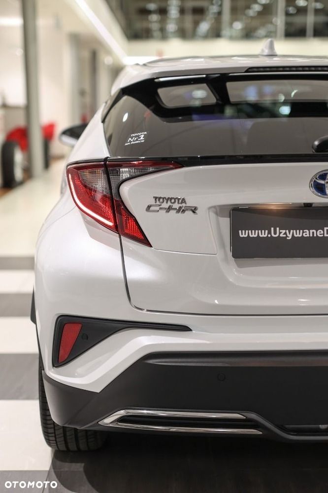 Toyota C-HR - 16
