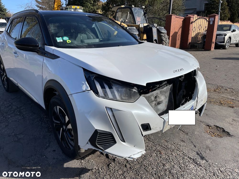 Peugeot 2008 50kWh GT - 36