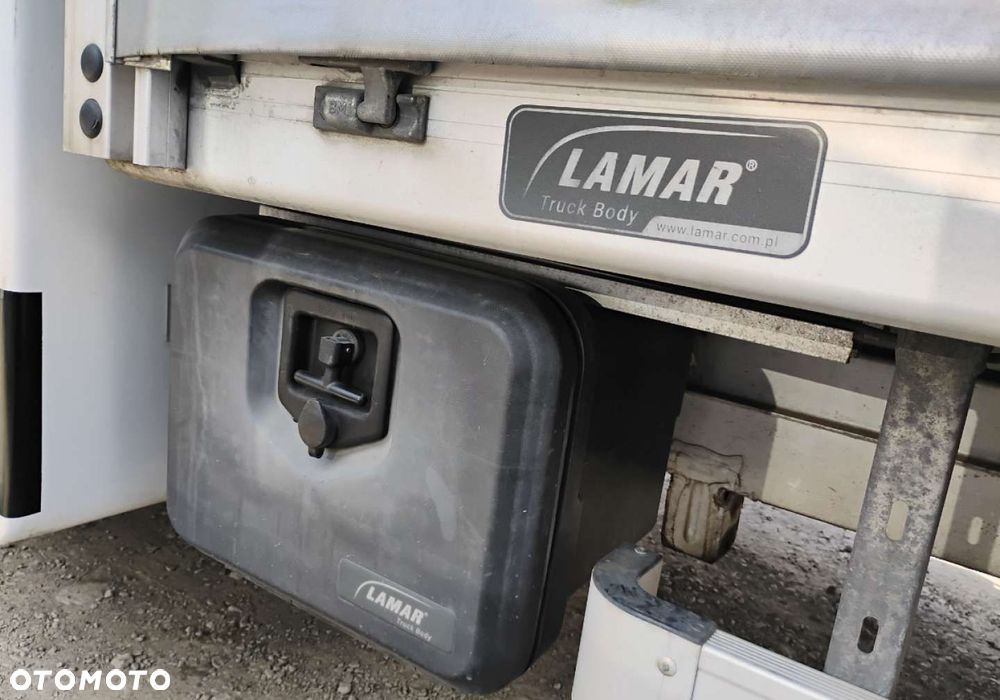 Volkswagen CRAFTER - 32