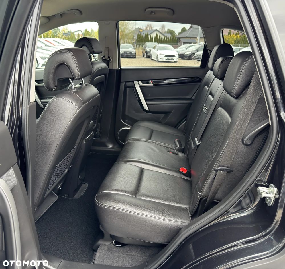 Chevrolet Captiva 2.4 LT+ - 27
