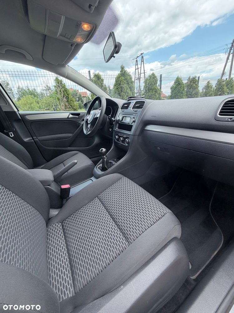 Volkswagen Golf 1.6 Team - 10