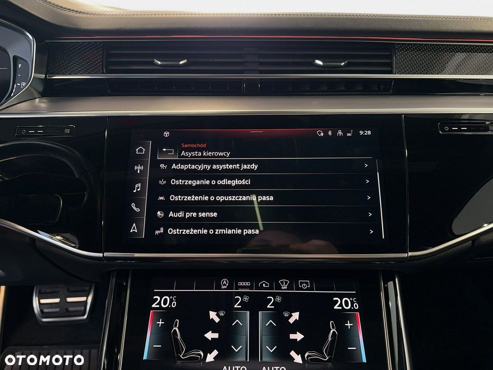 Audi S8 - 31