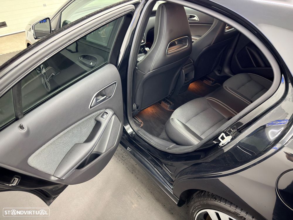 Mercedes-Benz A 180 d Urban - 15