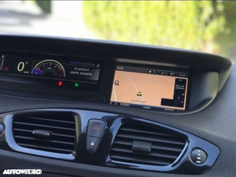 Renault Scenic - 6