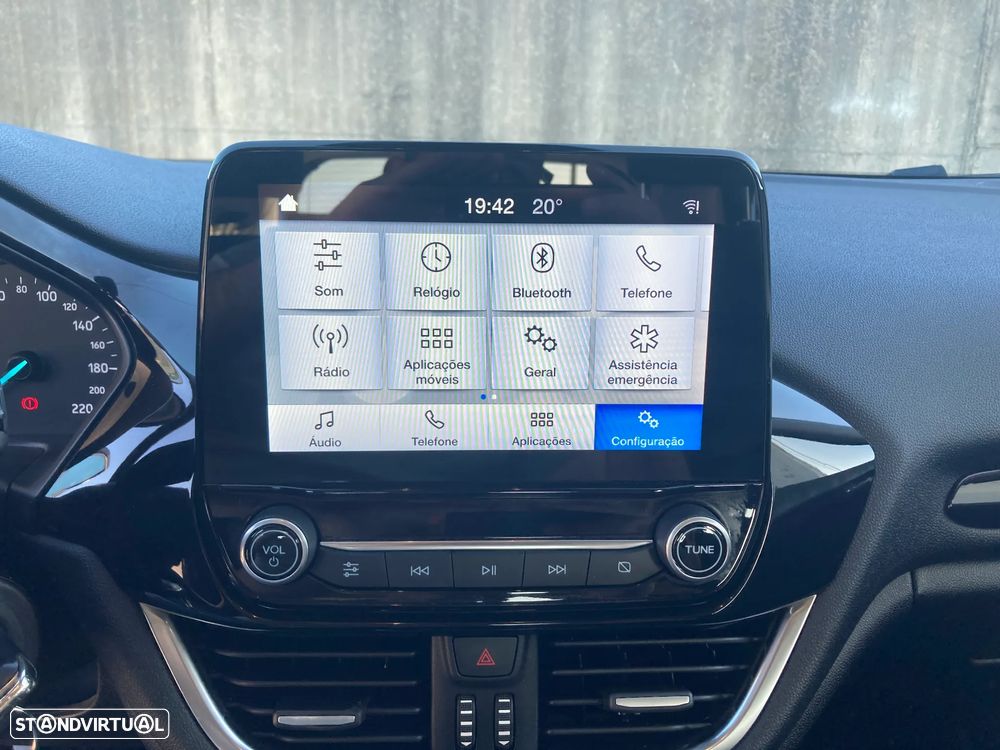 Ford Fiesta 1.0 EcoBoost S&S TITANIUM - 19