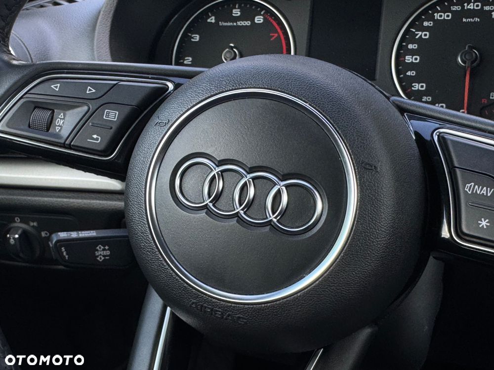 Audi A3 Sportback 30 TFSI S tronic design - 38