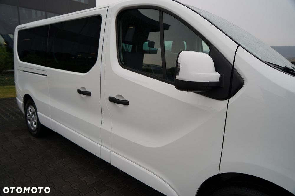 Renault TRAFIC III / BUS / 9 MIEJSC / PIERWSZY WŁAŚCICIEL / POLSKI SALON / 2022 ROK / - 16