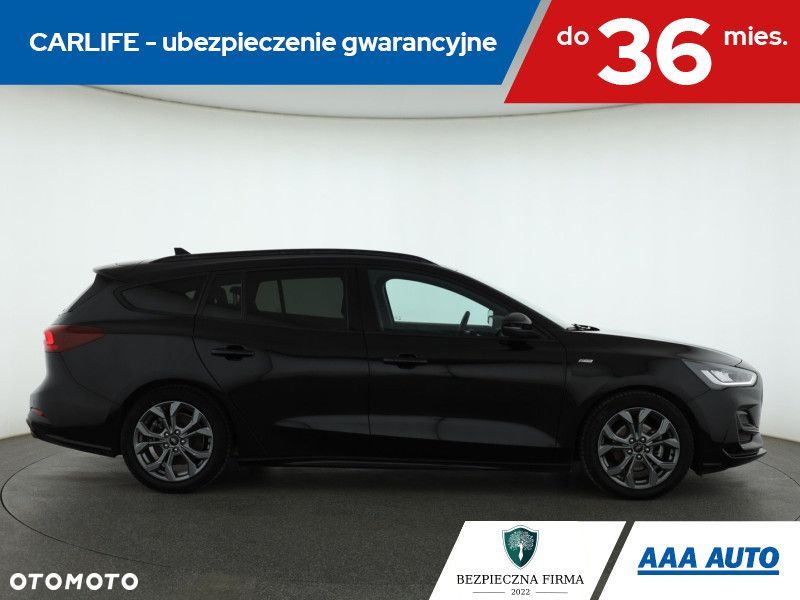 Ford Focus SW - 8