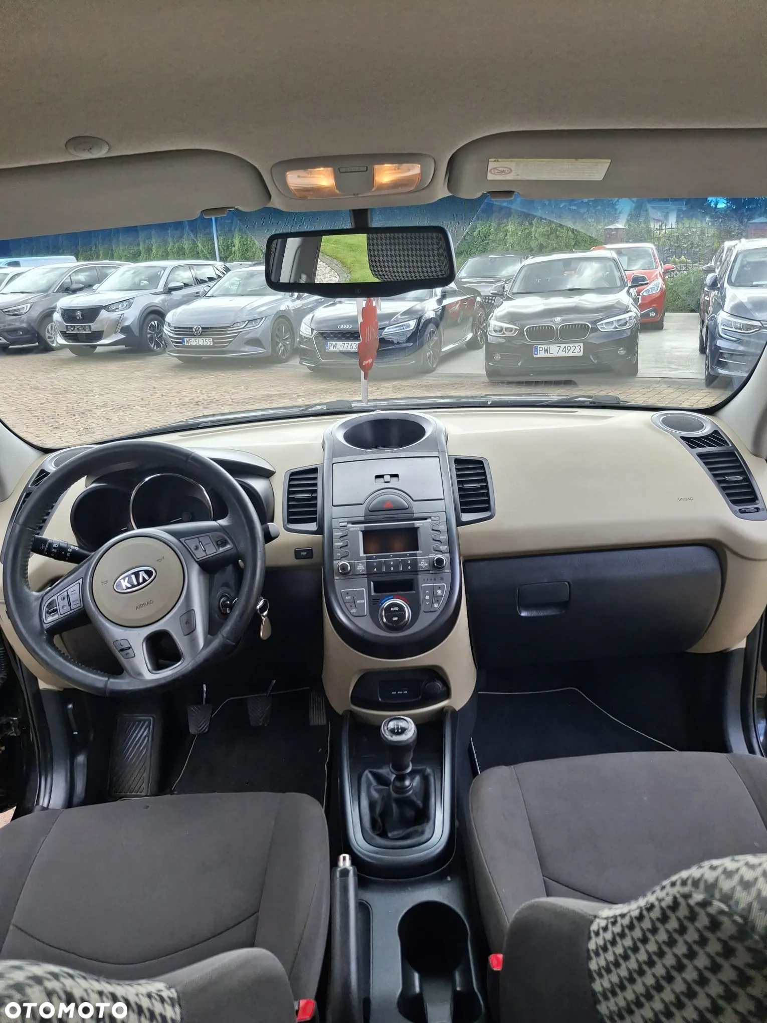 Kia Soul - 10