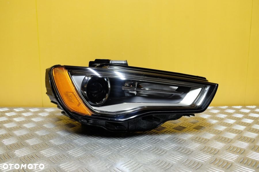AUDI A3 S3 8V 2013- REFLEKTOR LAMPA XENON PRAWA USA - 1