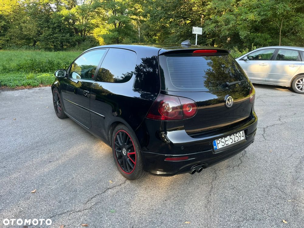 Volkswagen Golf V 2.0 TDI DPF GT Sport - 6