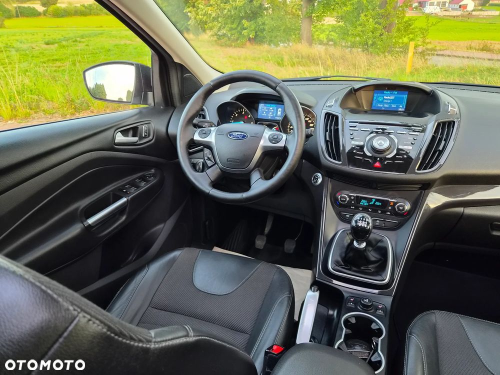 Ford Kuga 2.0 TDCi 4x4 Titanium - 20