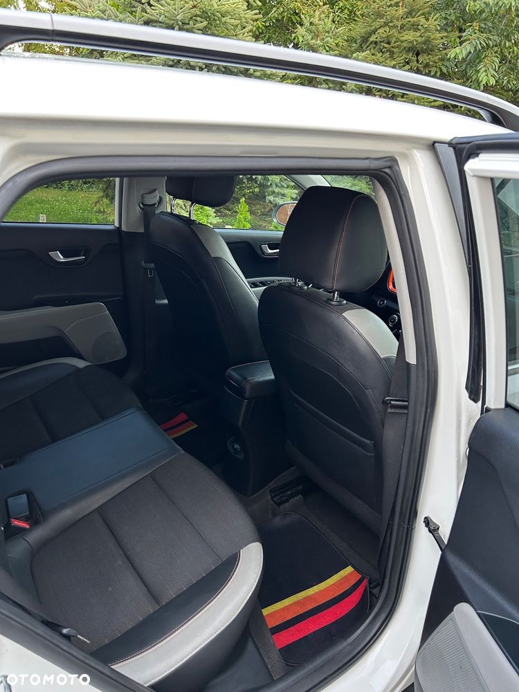 Kia Stonic 1.6 CRDi XL - 14