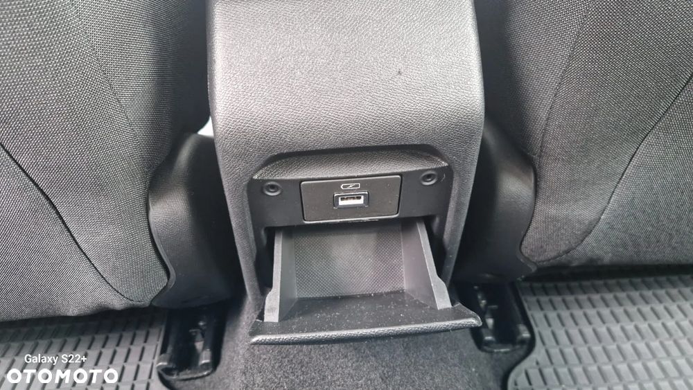 Peugeot 308 SW 1.5 BlueHDi Allure S&S - 29