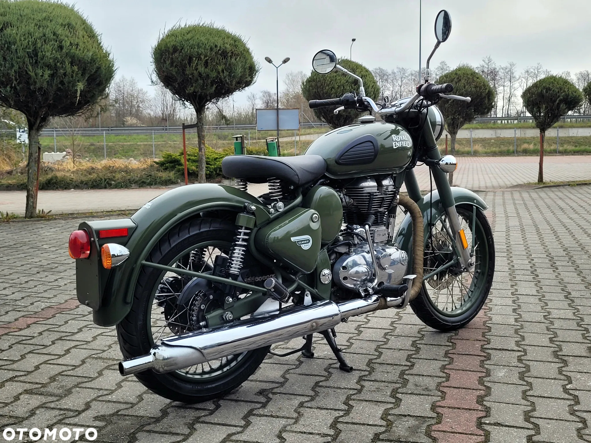 Royal Enfield Classic - 7