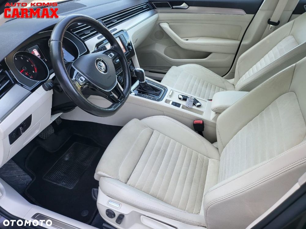 Volkswagen Passat - 27
