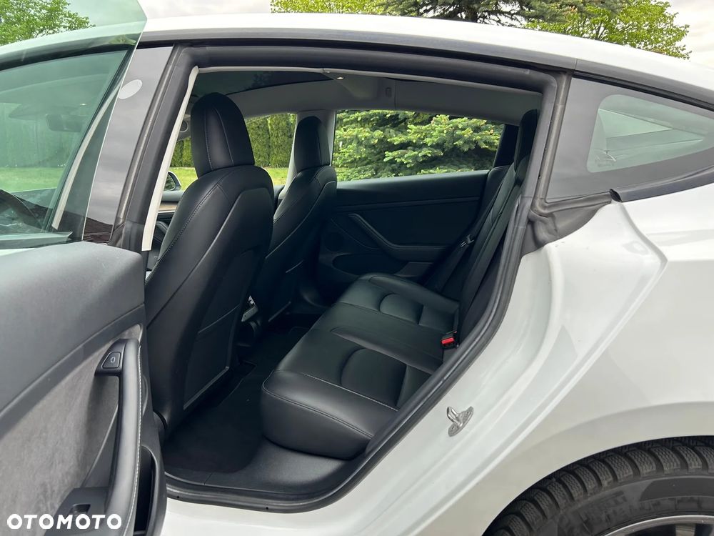 Tesla Model 3 - 26