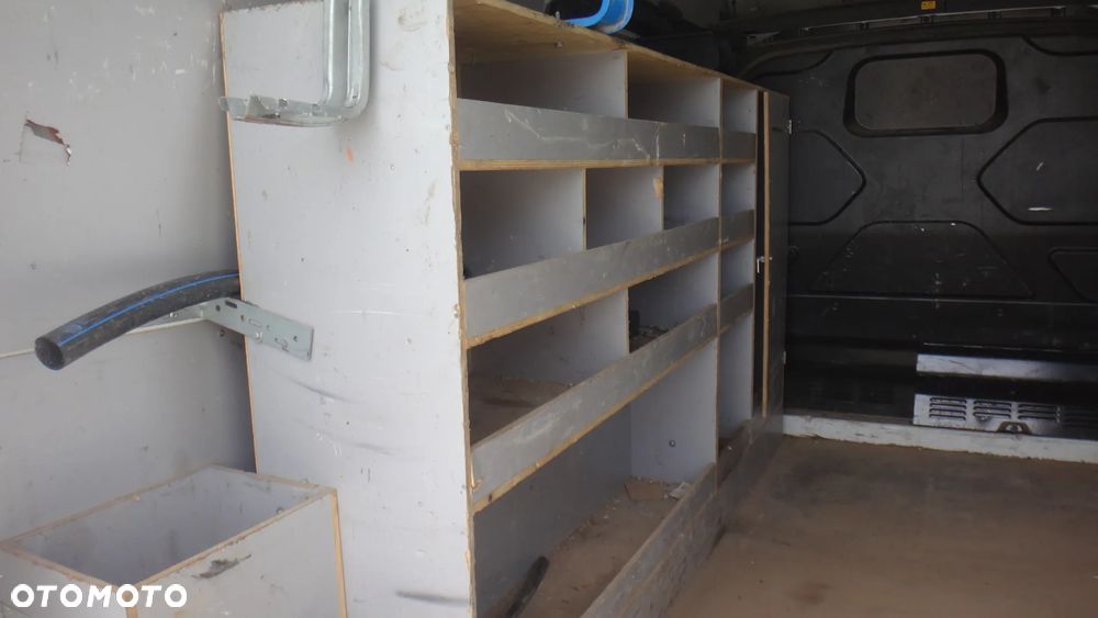 Ford TRANSIT CUSTOM - 8