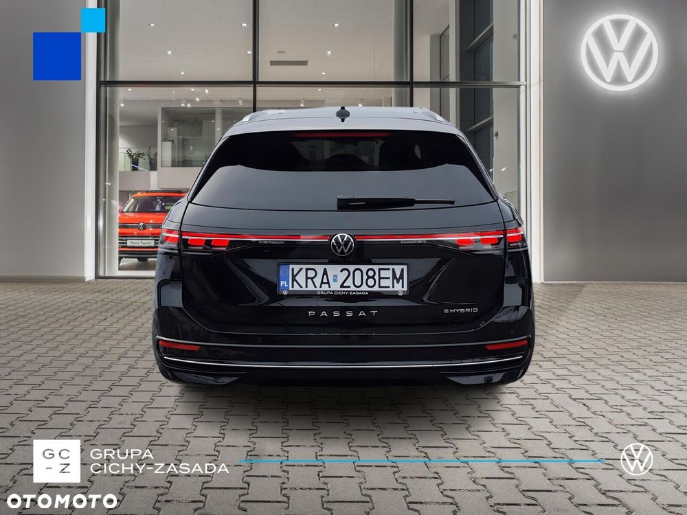 Volkswagen Passat - 5